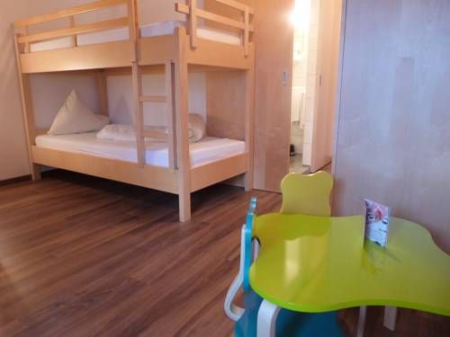 Pitzis Kinderhotel - Family Only