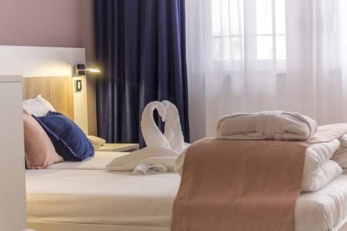 Airport Hotel Garni