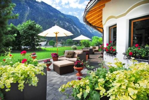 Outdoor Pictures 15