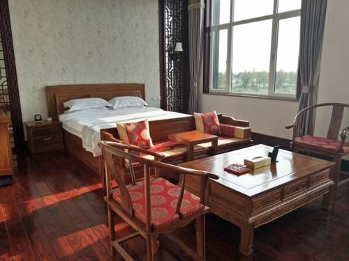 Ningyuan Boutique Holiday Hotel