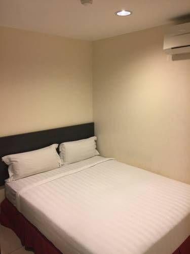 Premierz Hotel