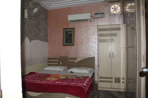 Hotel Ekta Palace
