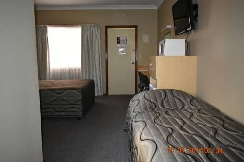 Cooee Motel