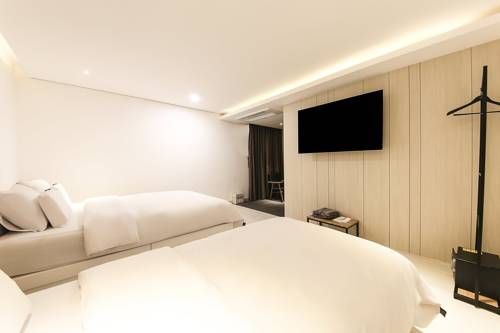 Centralperson Pyeongtaek Hotel