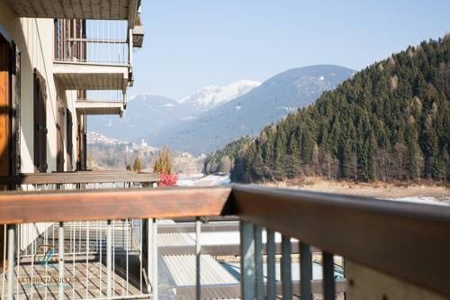 Outdoor Pictures 24