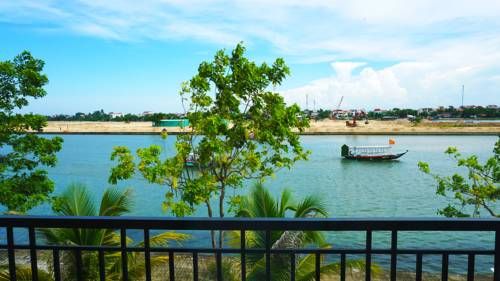 Outdoor Pictures 24