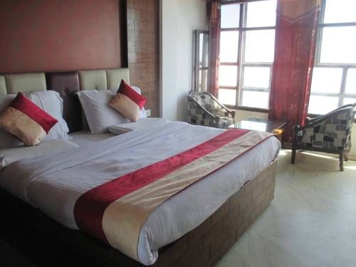 Hotel Luxmount, Mussoorie