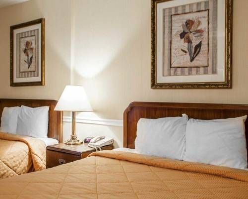 Rodeway Inn Lyons - La Grange