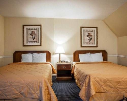 Rodeway Inn Lyons - La Grange