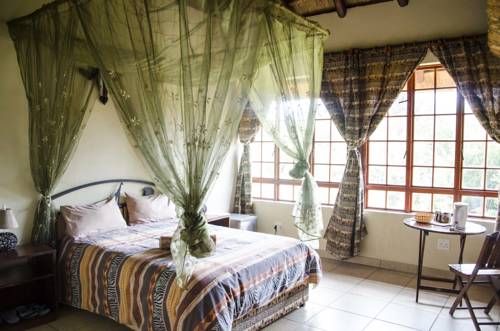 Lazy Lion Lodge