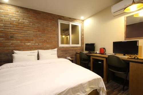 Pohang Play Hotel