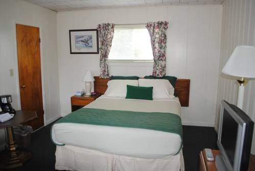 Rock Ledge Motel