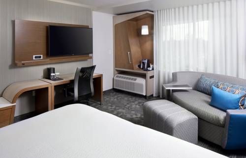 Courtyard by Marriott Houston Intercontinental Airport