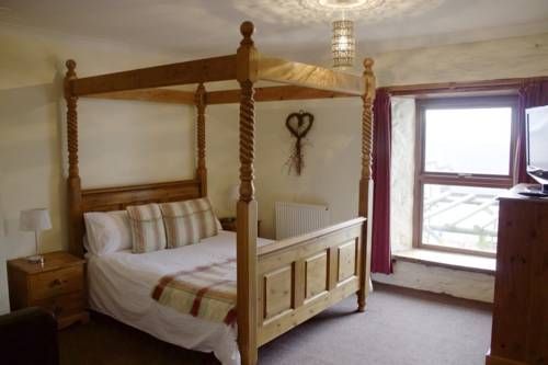 Jabajak Vineyard Restaurant & Rooms