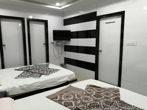 Hotel Laabh