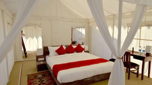 Dhora Desert Resort & Camp