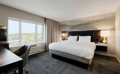 Hampton Inn & Suites By Hilton Quebec City /Saint-Romuald
