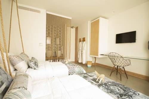 Aelia Wellness Retreat