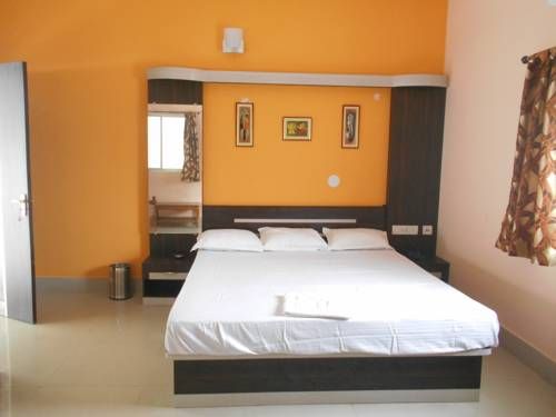 OYO 28415 Resort Garden Retreat