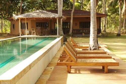 Melina Beach Front Bungalows