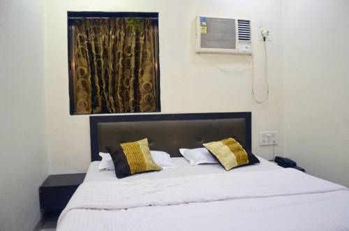 Room Maangta 136 - CST