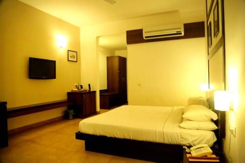 Country Club Wild Exotica Resort