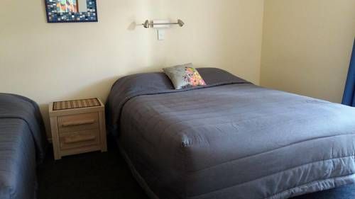 Pioneer Motel