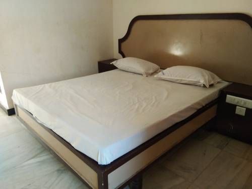 Hotel John
