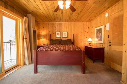 The Lodge at Red River