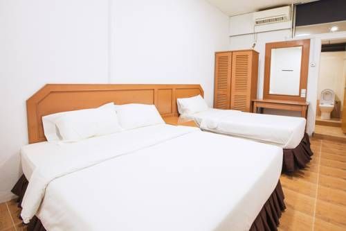 OYO 715 Mr J Hotel Kota Bharu