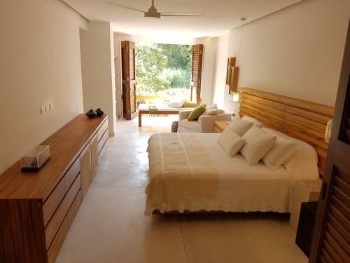 El Careyes Club & Residences