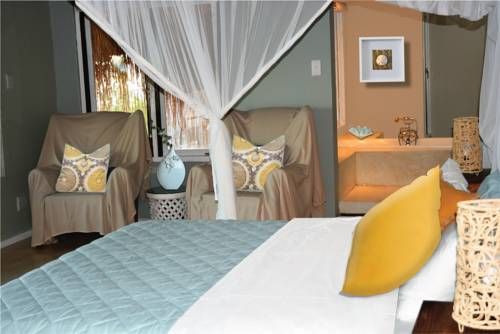 Moyeni Lodge