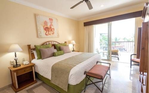 Suites at VDP Flamingos Beach Resort and Spa