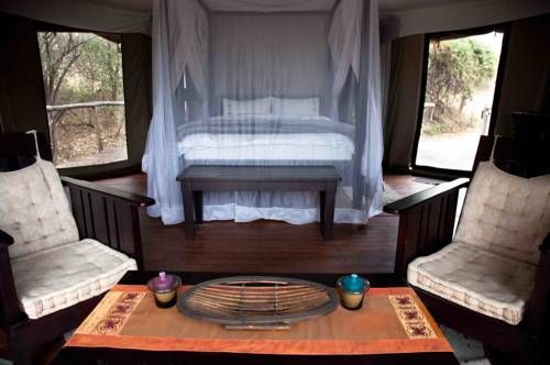 Taranga Safari Lodge