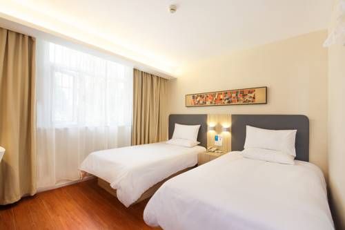 Xin'ganxian Business Hotel