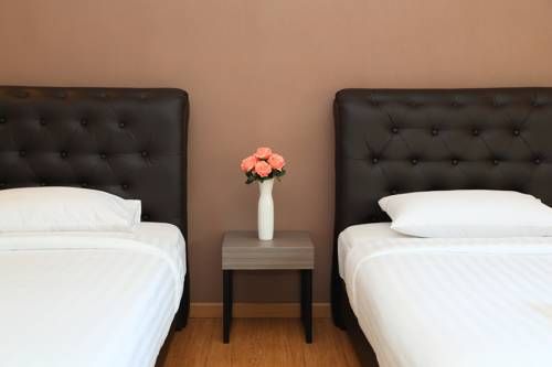 Triple Trees Hotel