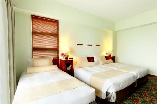 Howard Lake Resort Shihmen Dam