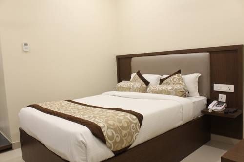 Hotel Grand Gayathri