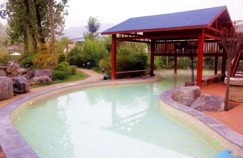 Xinmuyang Hot Spring Hotel