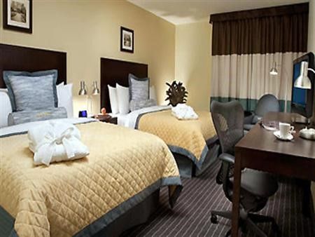 Edward Hotel North York