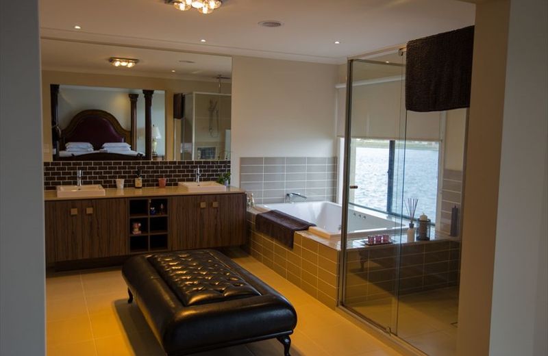 Melbourne Waterfront Resort