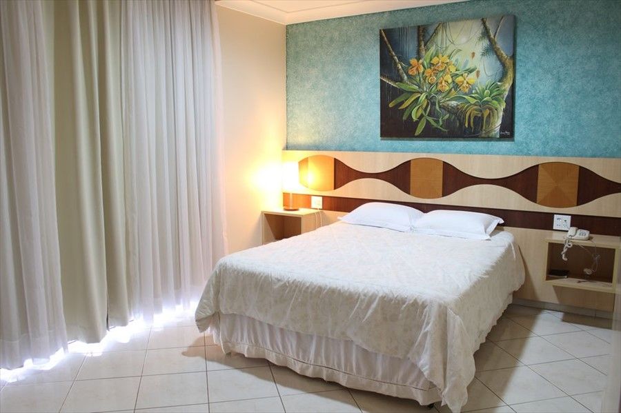 Hotel Lago Dourado