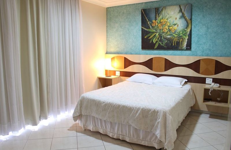 Hotel Lago Dourado