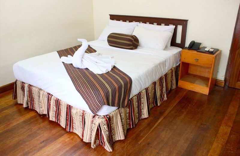 Damchen Resort