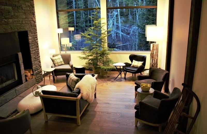 Eagle Pass Lodge