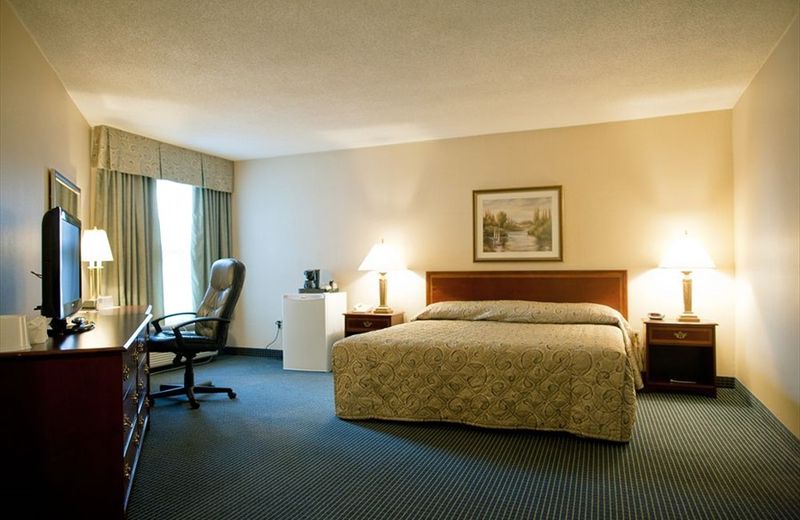 Days Inn by Wyndham Sarnia Harbourfront