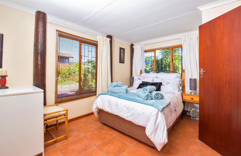 Brenton Bushbuck Lodge