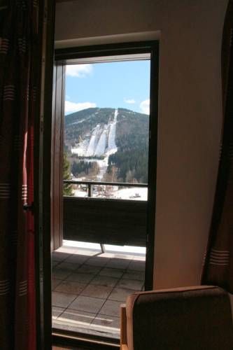 Outdoor Pictures 9