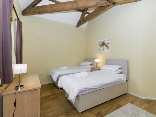 Ingleby Barn - 27946
