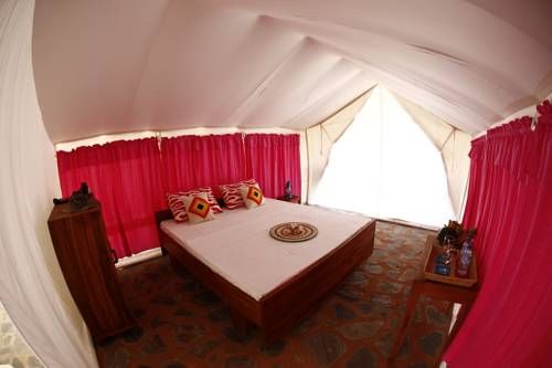 The Naturalist Luxury Tents